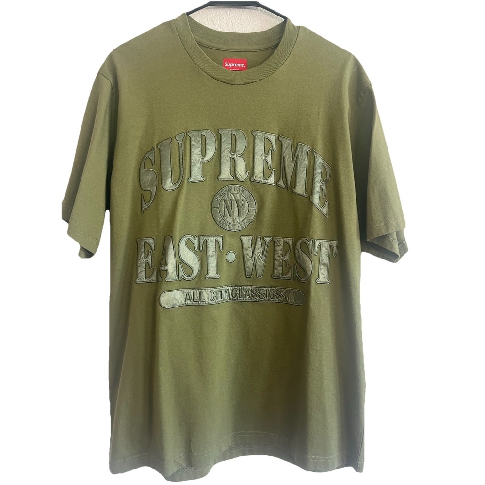 Supreme East West S/S Top in olive green Tee Shirt Size Medium Perfect
